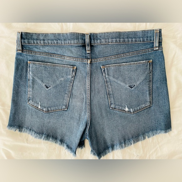 Hudson Jeans Gemma Cutoff Denim Shorts in Reverence Destructed - Size 32 - Picture 5 of 13